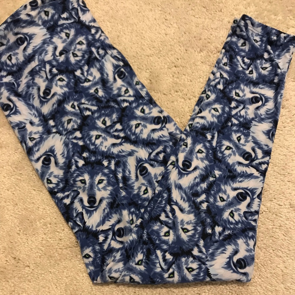 Wolf LuLaRoe One size leggings